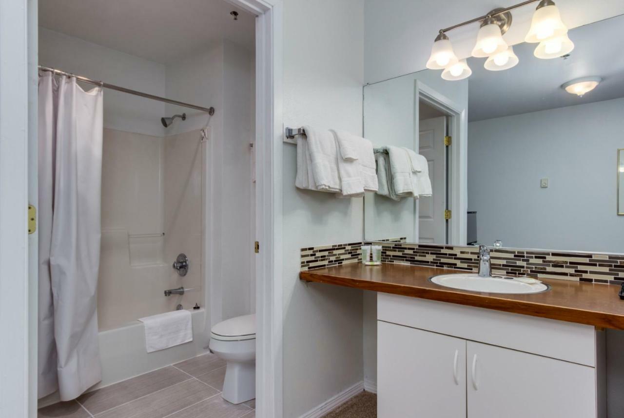 Sandstone Point Hotel Lincoln City Rom bilde