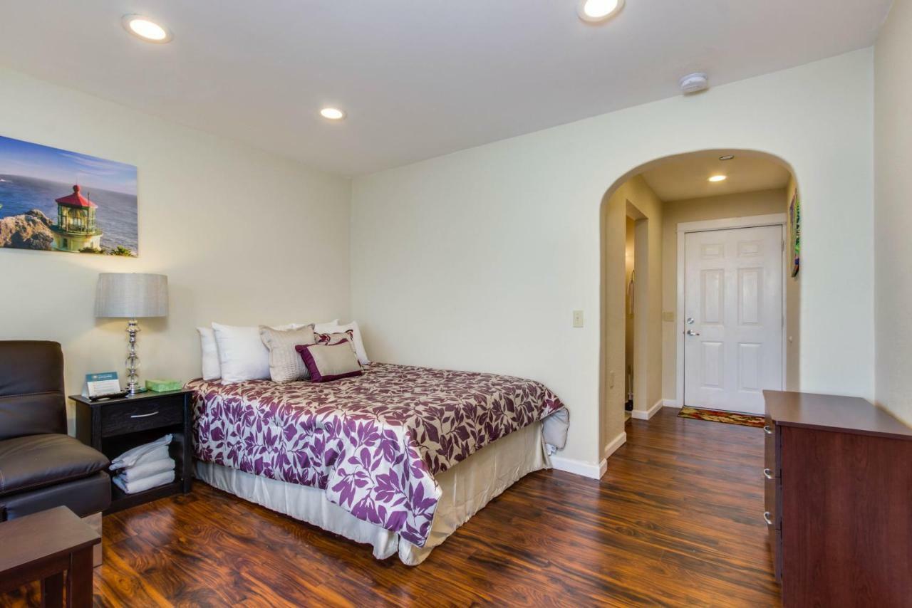 Sandstone Point Hotel Lincoln City Rom bilde