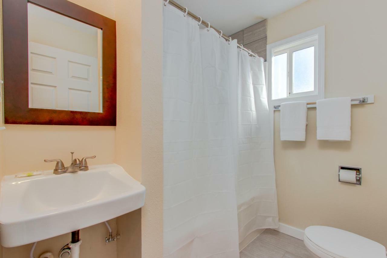 Sandstone Point Hotel Lincoln City Rom bilde